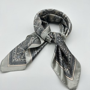 Khaki retro small silk scarf